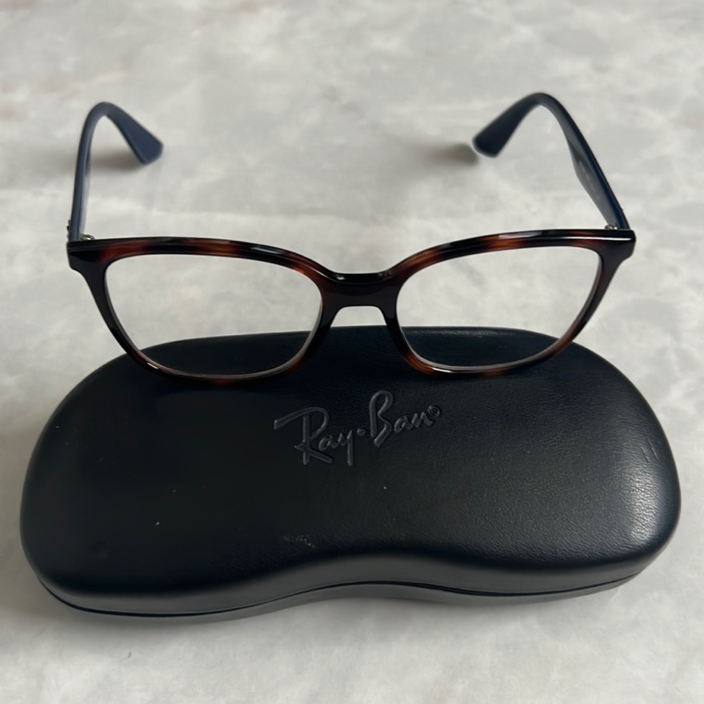 Rayban - image 1